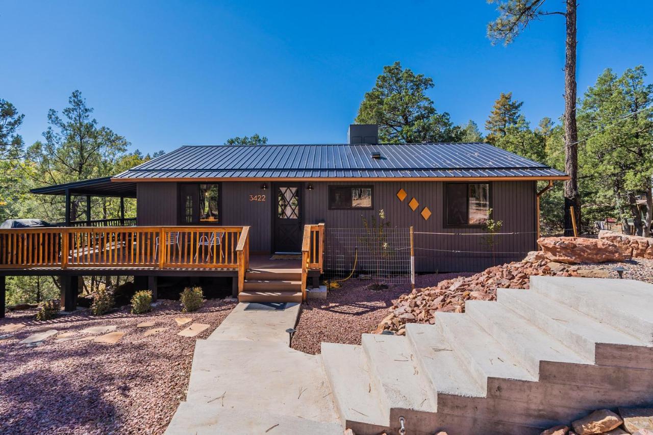 The Pine House - Cozy Mid-Century Modern, Pet-Friendly Villa Eksteriør billede