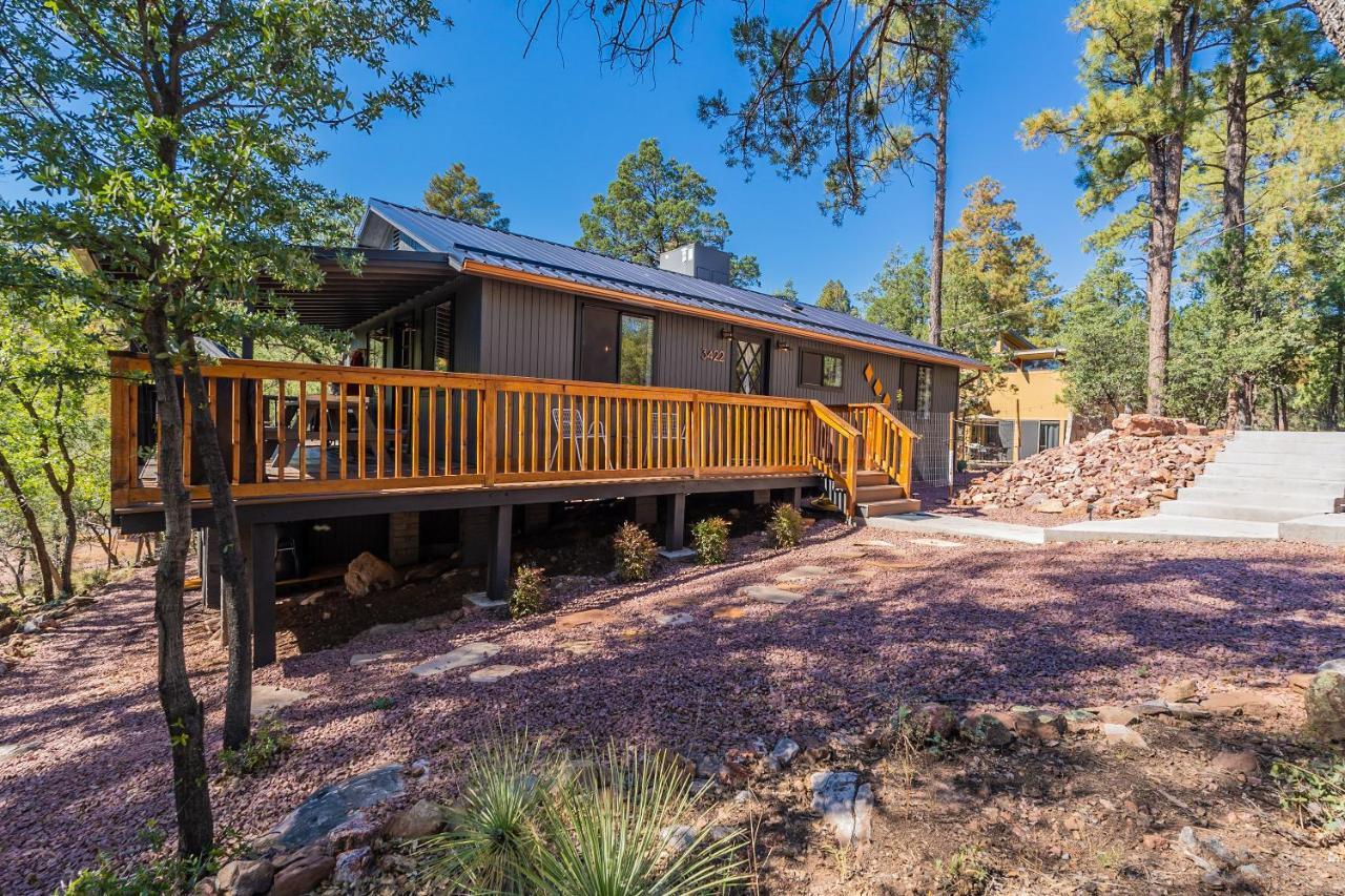 The Pine House - Cozy Mid-Century Modern, Pet-Friendly Villa Eksteriør billede